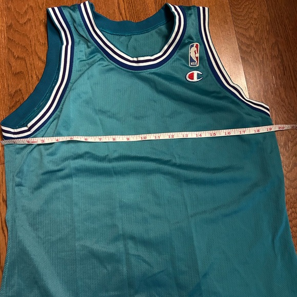Vintage Champion Larry Johnson jersey. Charlotte Hornets NBA 90’s. Size 40 - Picture 3 of 5